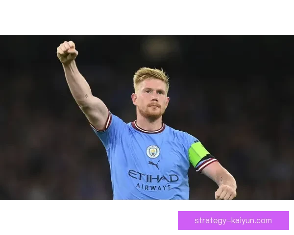 德布劳内身披曼城17号球衣表现稳健