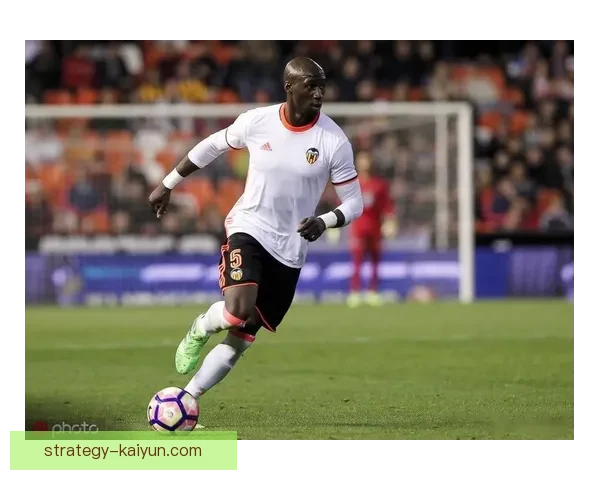 加亚边路突破表现稳健，持续提升瓦伦西亚进攻威胁